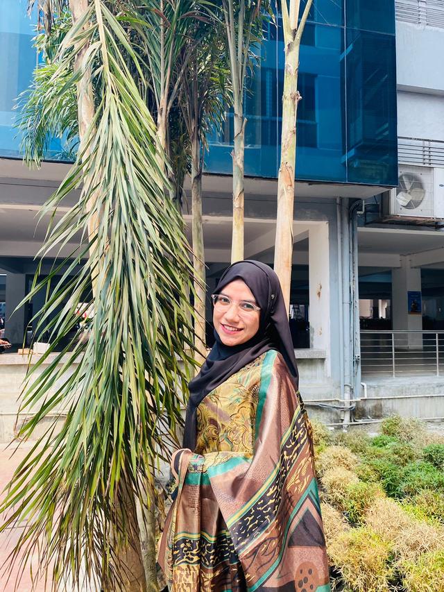 Ayesha Rahman 