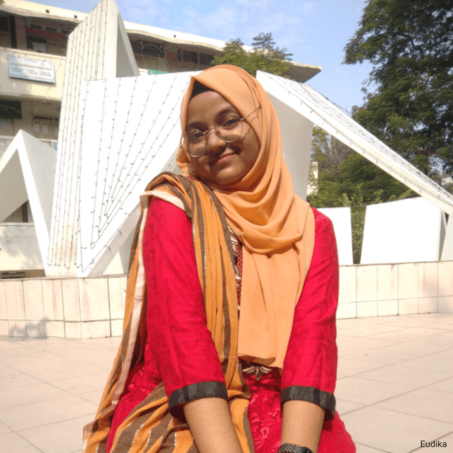 Nur