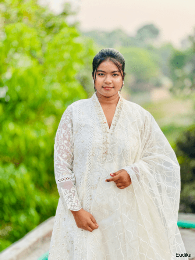Riya Mone